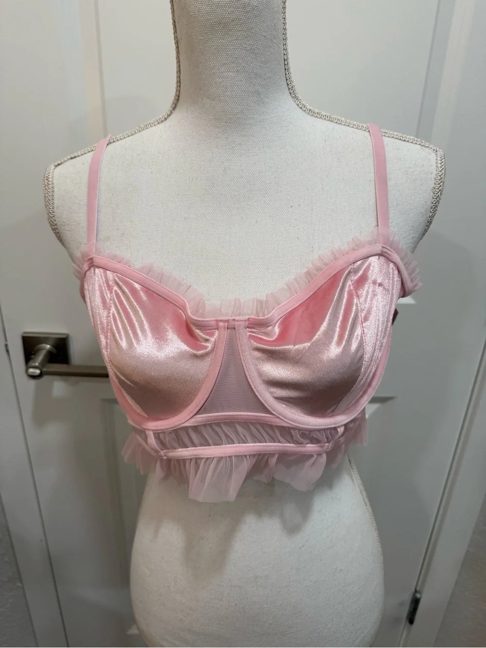NWT Auden Pink Satin Mesh Ruffle Underwire Bralette Corset Top Size Large - Picture 8 of 8